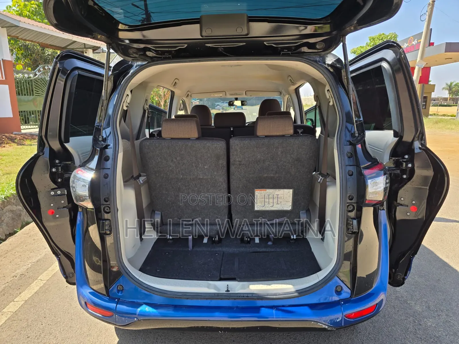 Toyota Sienta 2018 Black