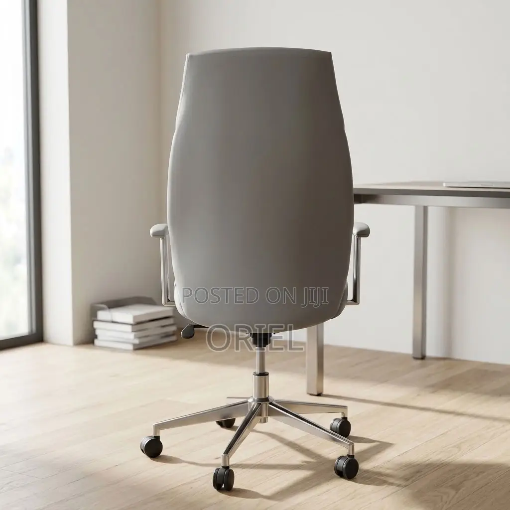 Office Chair : Gray Upholstered Executive Office Chair