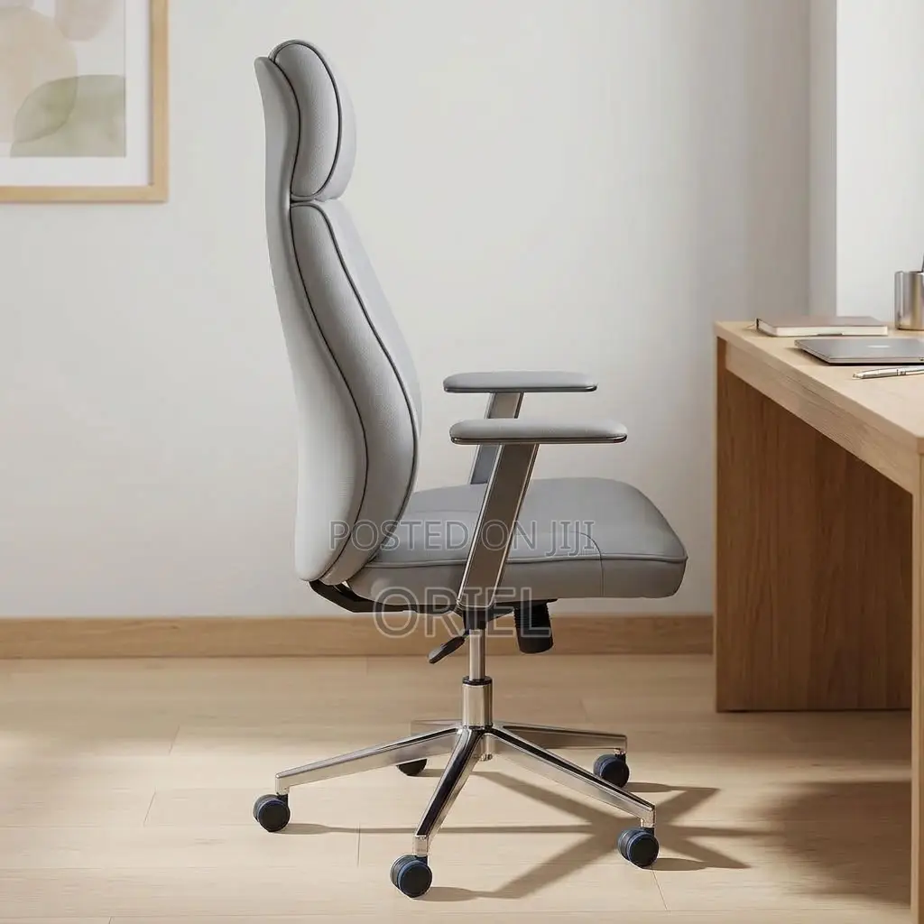 Office Chair : Gray Upholstered Executive Office Chair