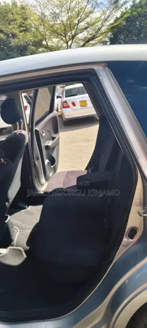 Honda Fit 2012 Silver