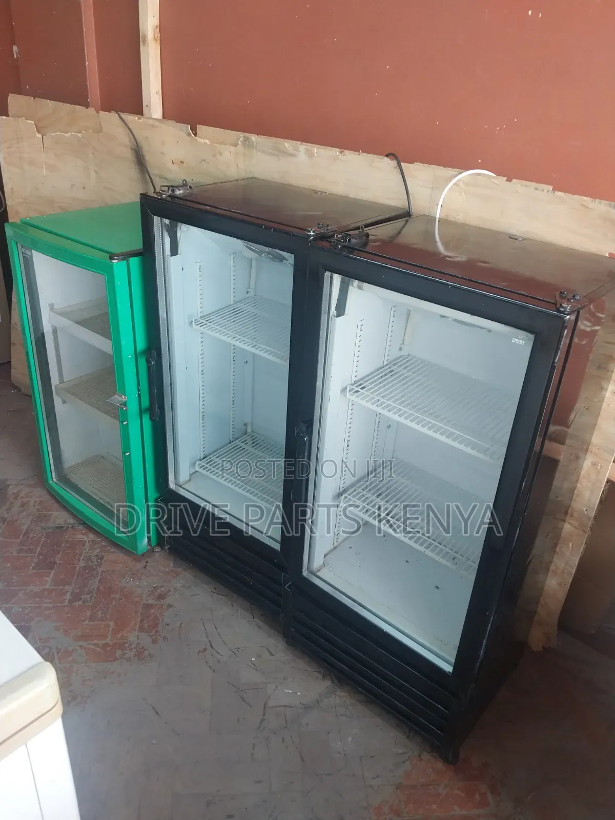 Clean Display Fridge