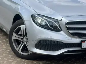 Mercedes-Benz E200 2017 Silver