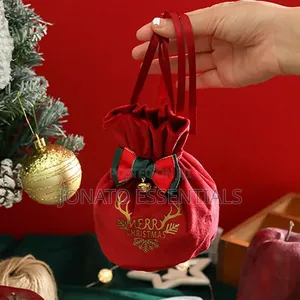 Christmas Velvet Gift Pouch Drawstring Bag 15x13cm