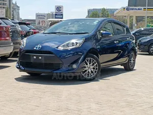 Toyota Aqua 2019 Blue