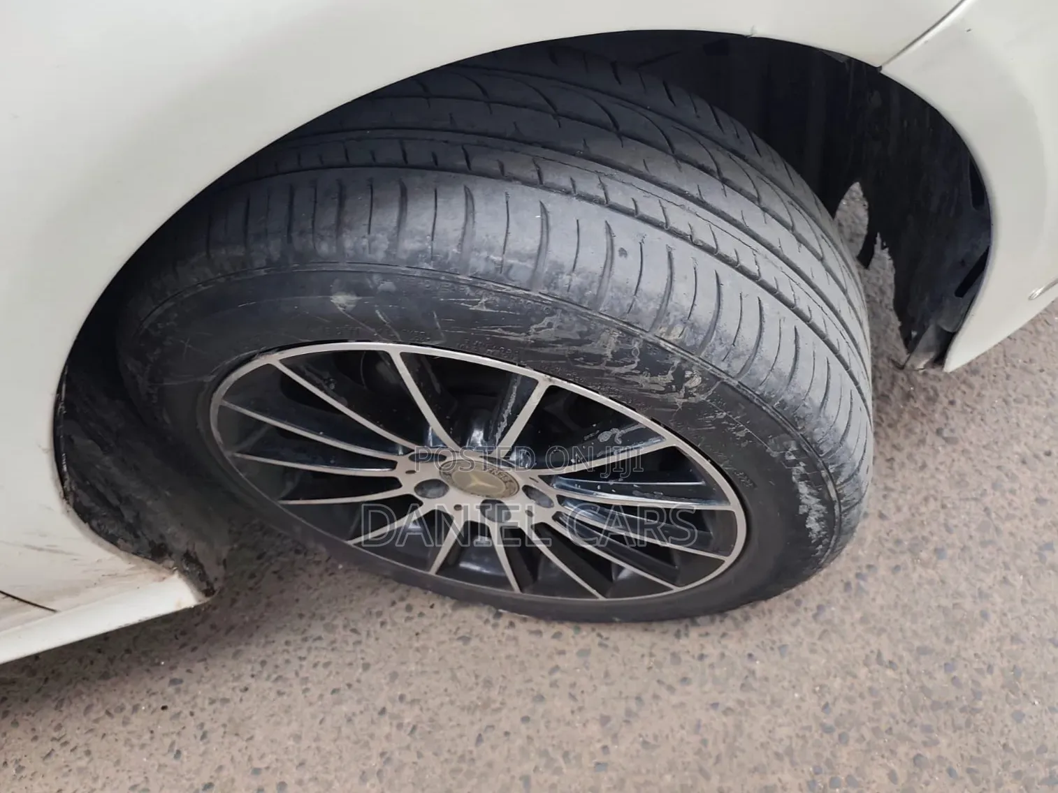 Mercedes-Benz B-Class 2014 White