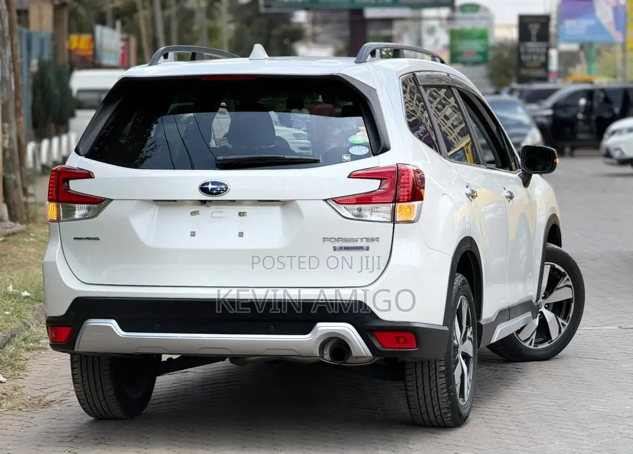 Subaru Forester 2019 White