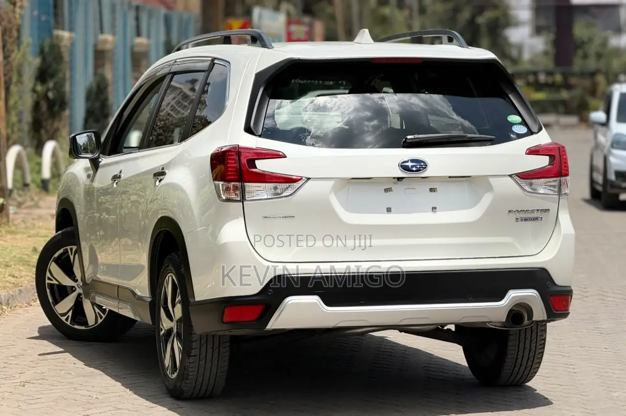 Subaru Forester 2019 White