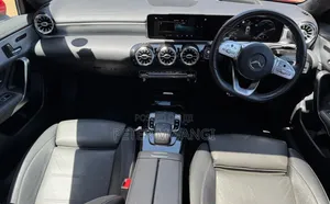 Mercedes-Benz C-Class 2018 Red