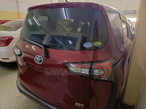Toyota Sienta 1.5 Hybrid FWD (6-seater) 2019 Maroon