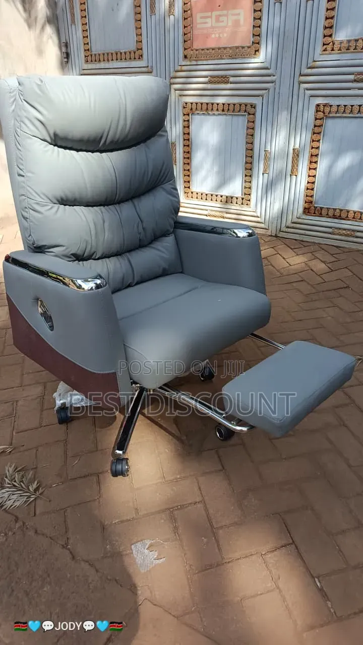 Premium Leather Executive Chair With Chrome Base