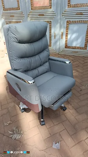 Premium Leather Executive Chair With Chrome Base