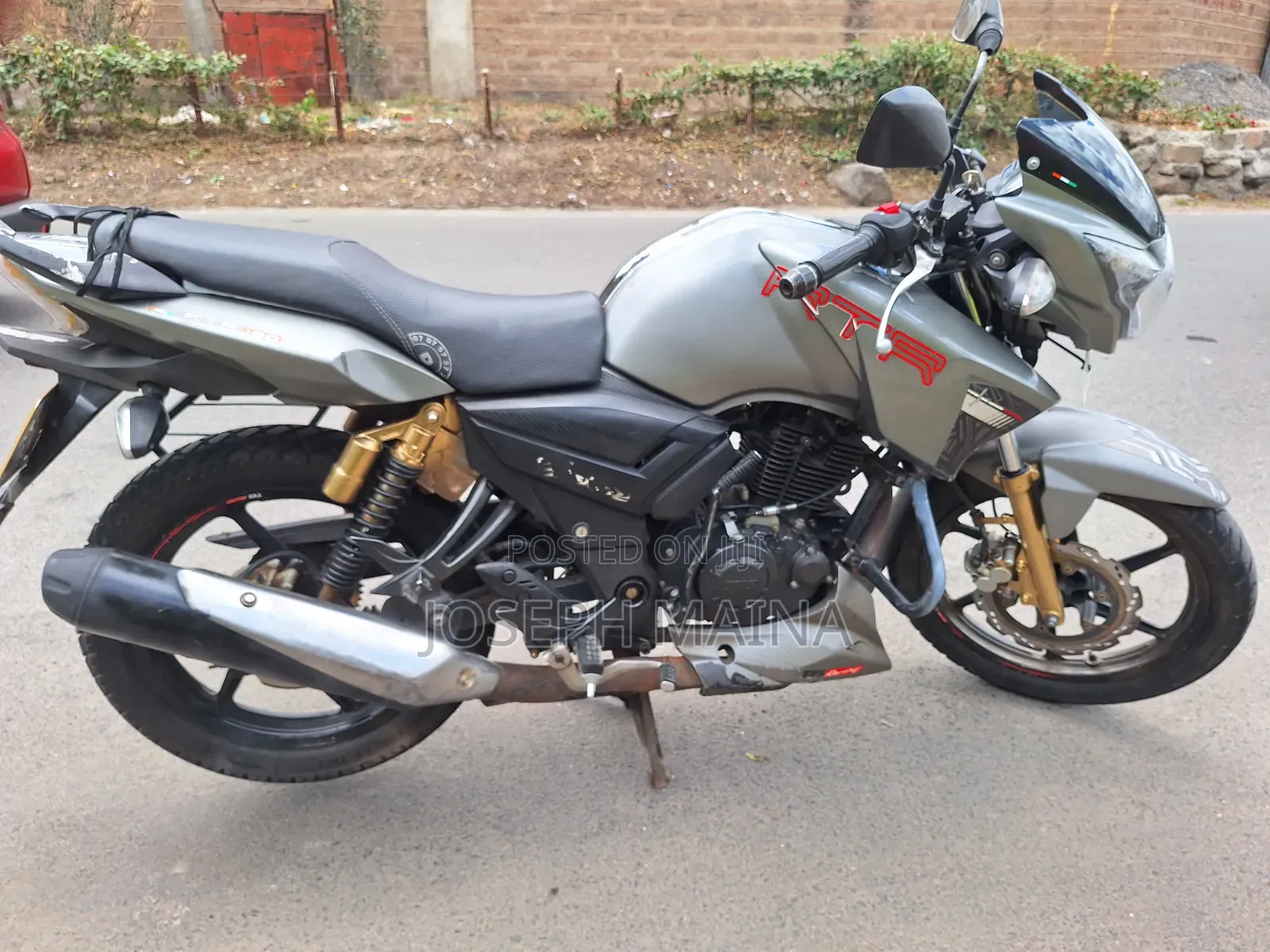 TVS Apache 180 RTR 2019 Gray