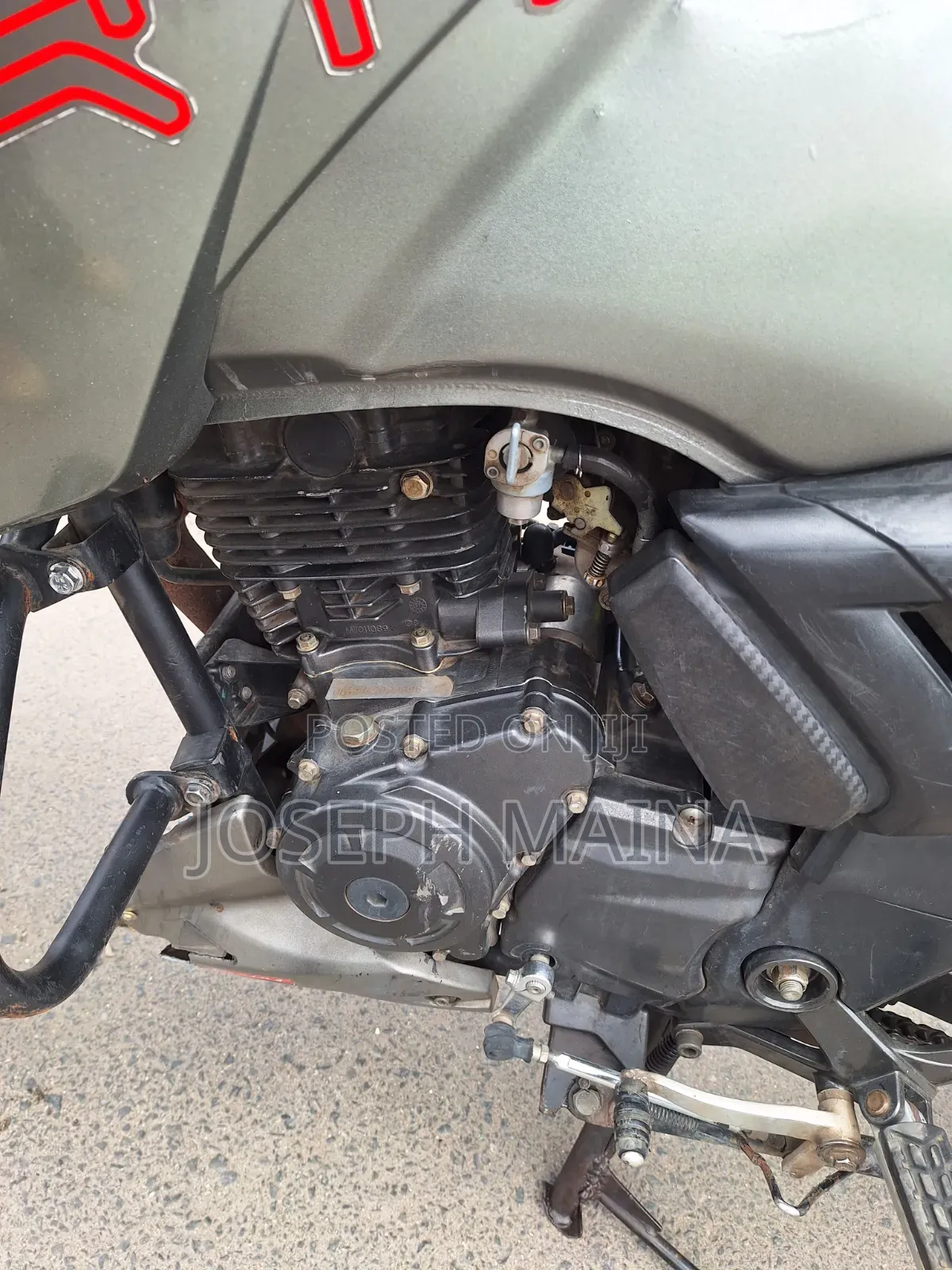 TVS Apache 180 RTR 2019 Gray