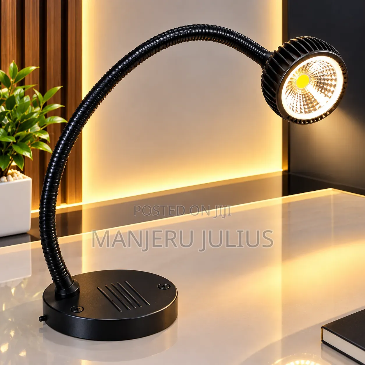 Flexible Bedside Reading Lamp