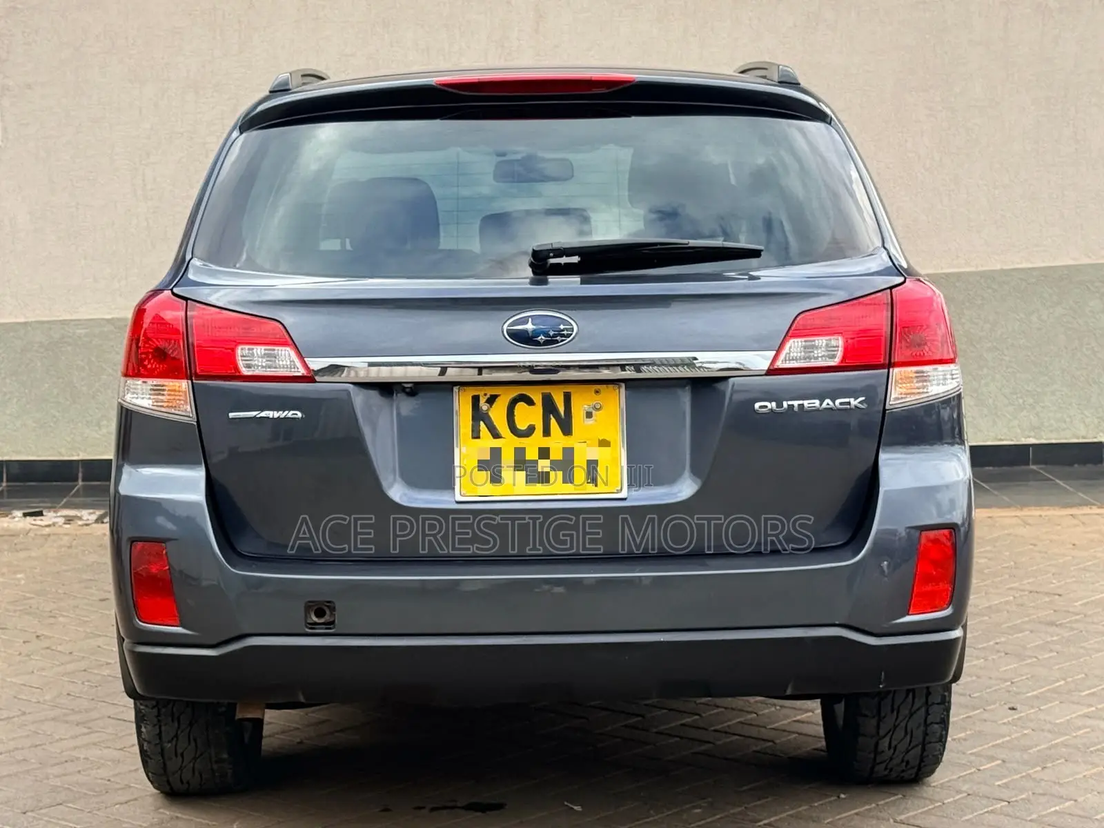 Subaru Outback 2010 Gray
