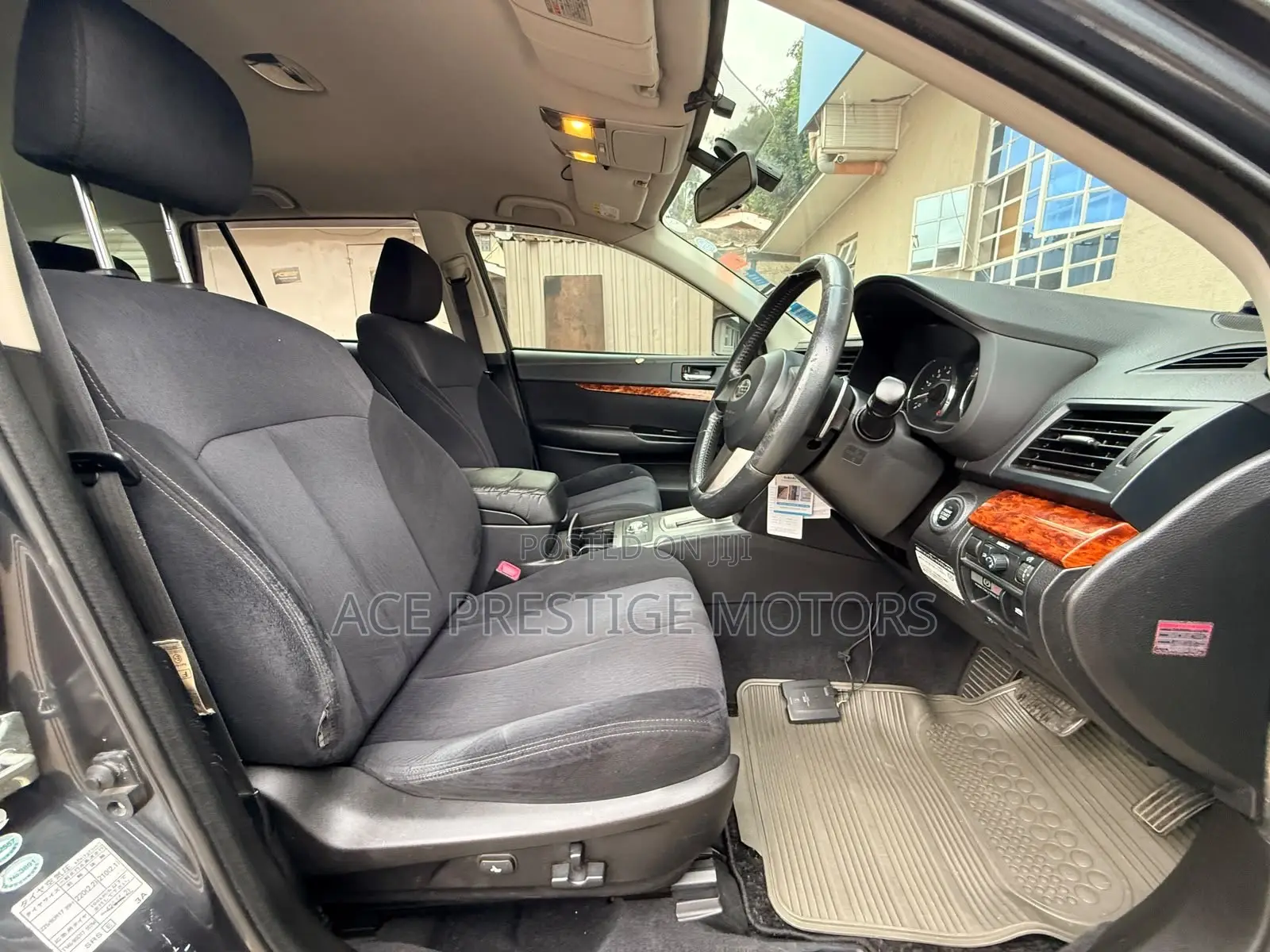 Subaru Outback 2010 Gray