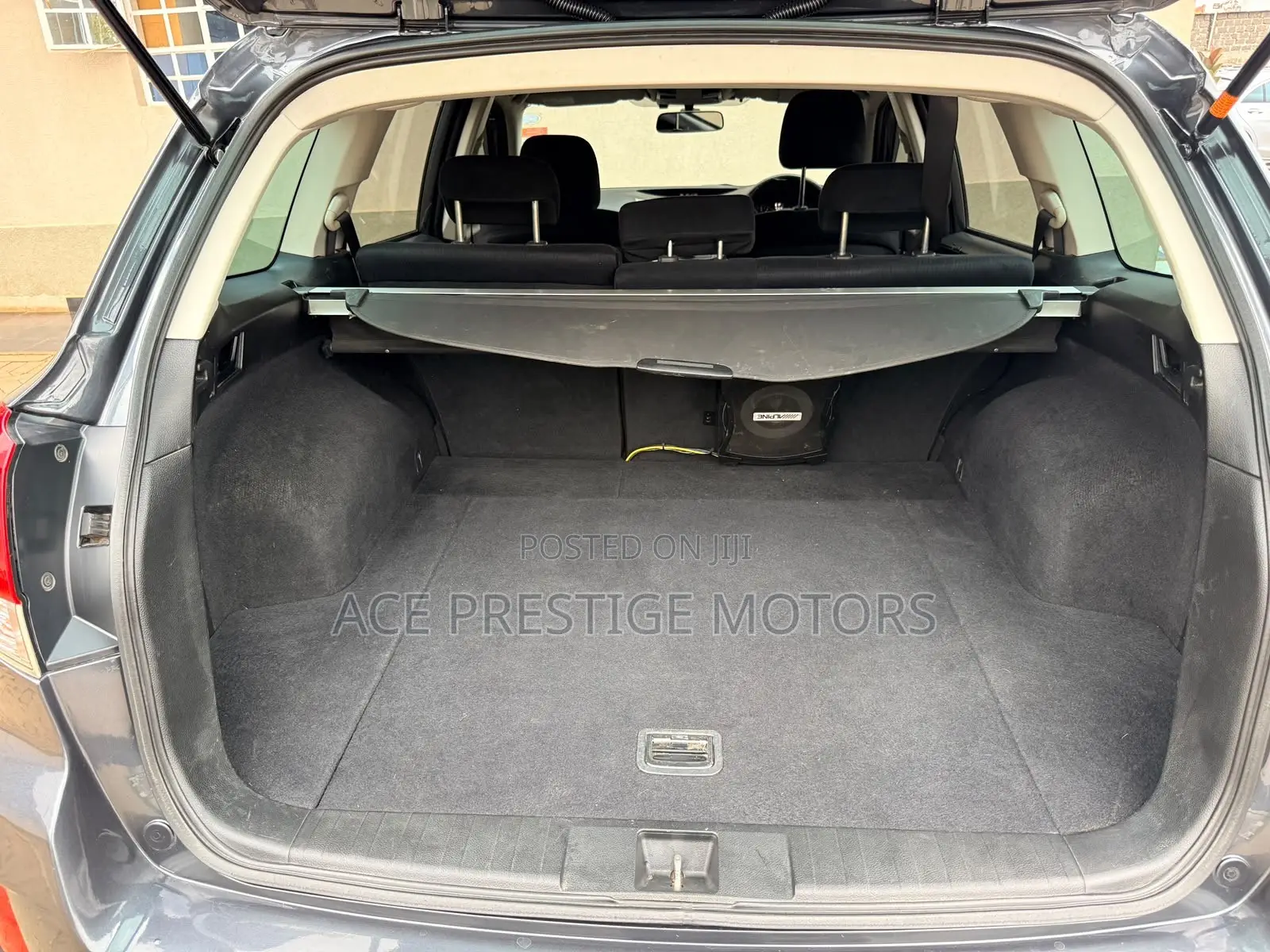 Subaru Outback 2010 Gray