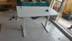 1.4m Electric Monitored Standing Desk