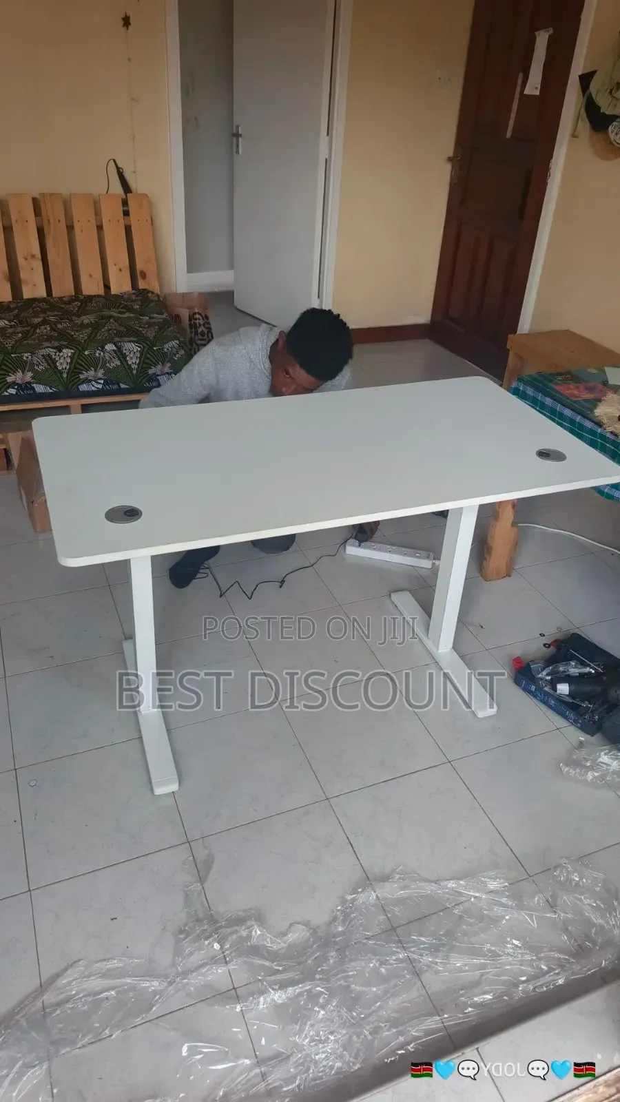 1.4m Electric Monitored Standing Desk