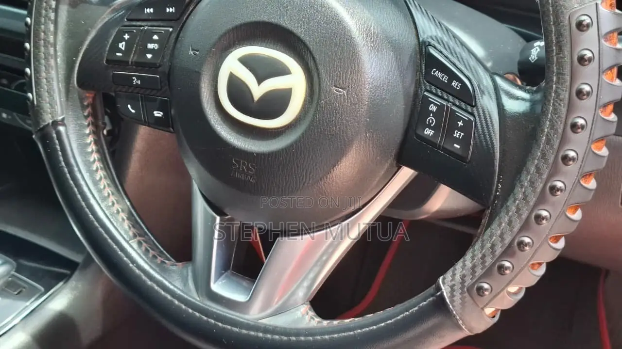 Mazda Axela 2016 Red