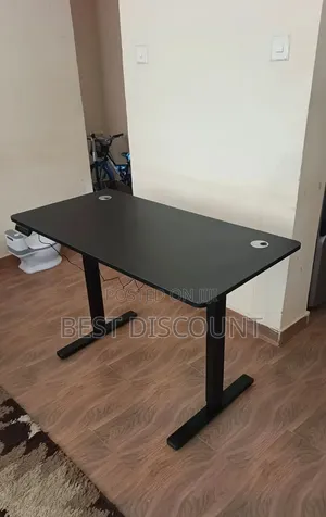 1.4m Electric Monitored Standing Desk