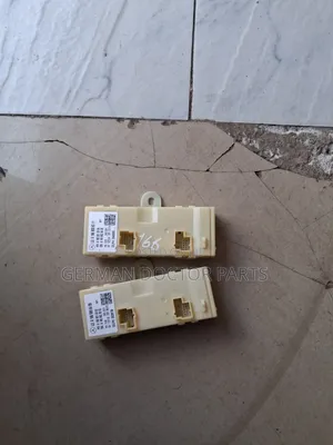 W166 Power Tailgate Control Module
