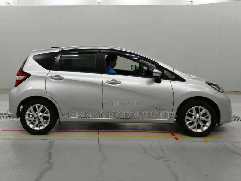 Nissan Note 1.2 Hybrid 2019 Silver