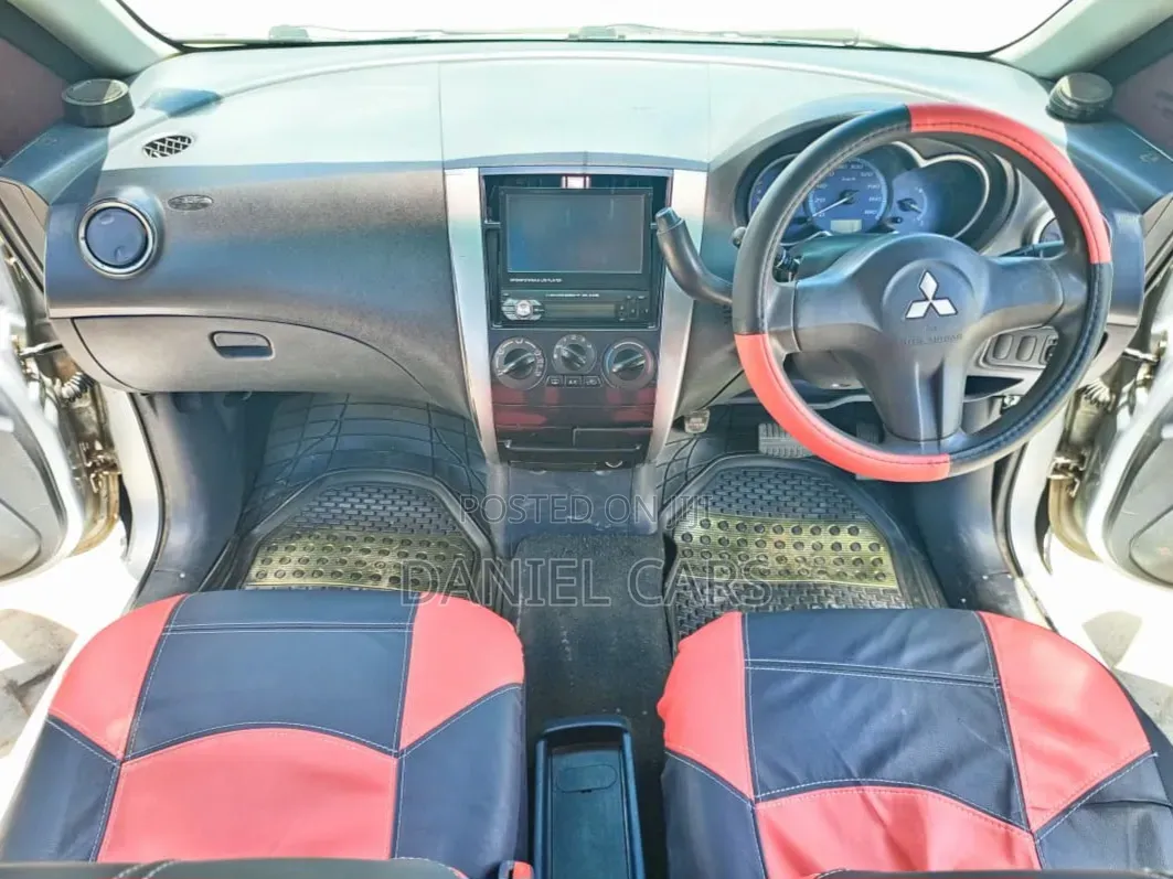 Mitsubishi Colt 2006 Silver