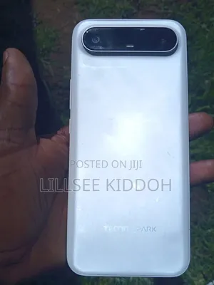 Tecno Spark Slim 256 GB White