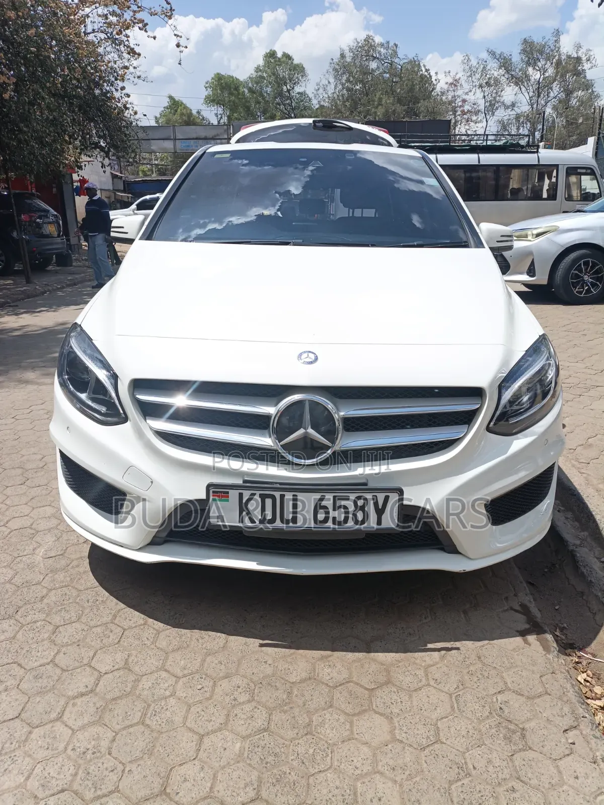 Mercedes-Benz B-Class 2018 White