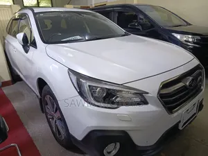 Subaru Outback Premium AWD 2020 White