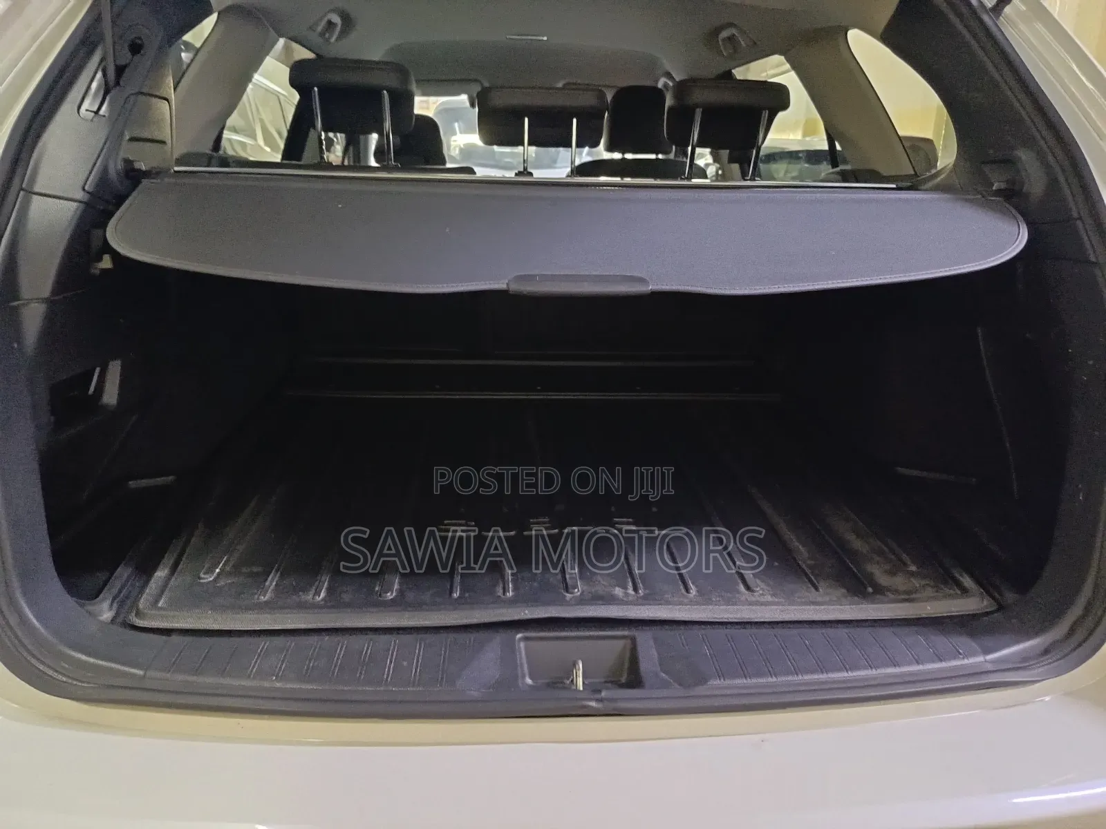 Subaru Outback Premium AWD 2020 White