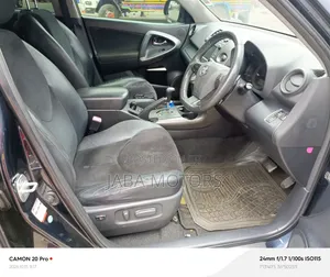 Toyota Vanguard 2012 Black