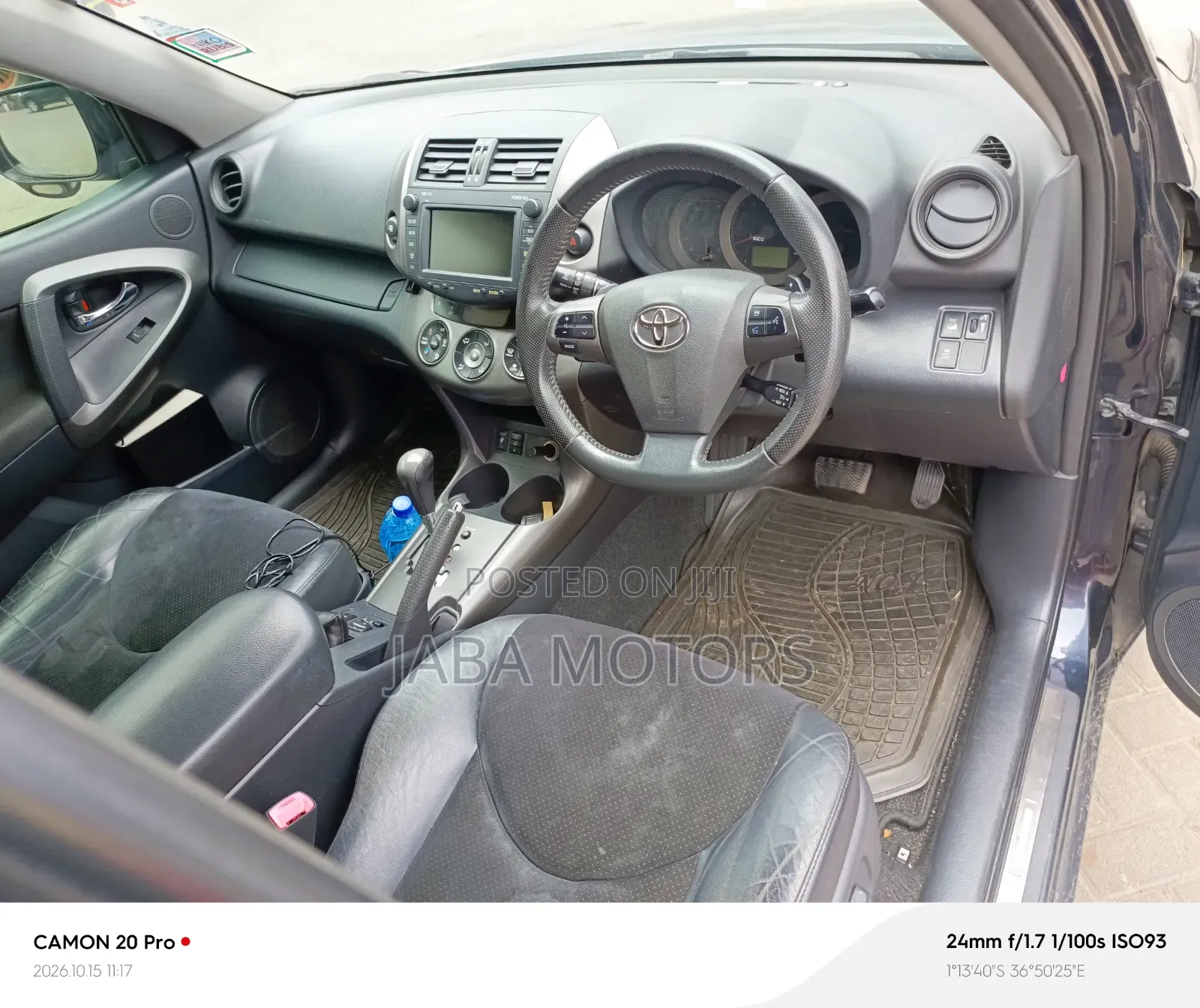 Toyota Vanguard 2012 Black