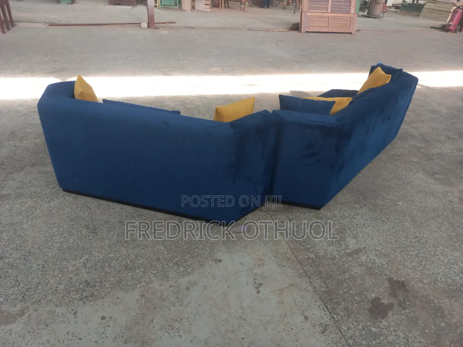 A Carpenter "N" Upholster