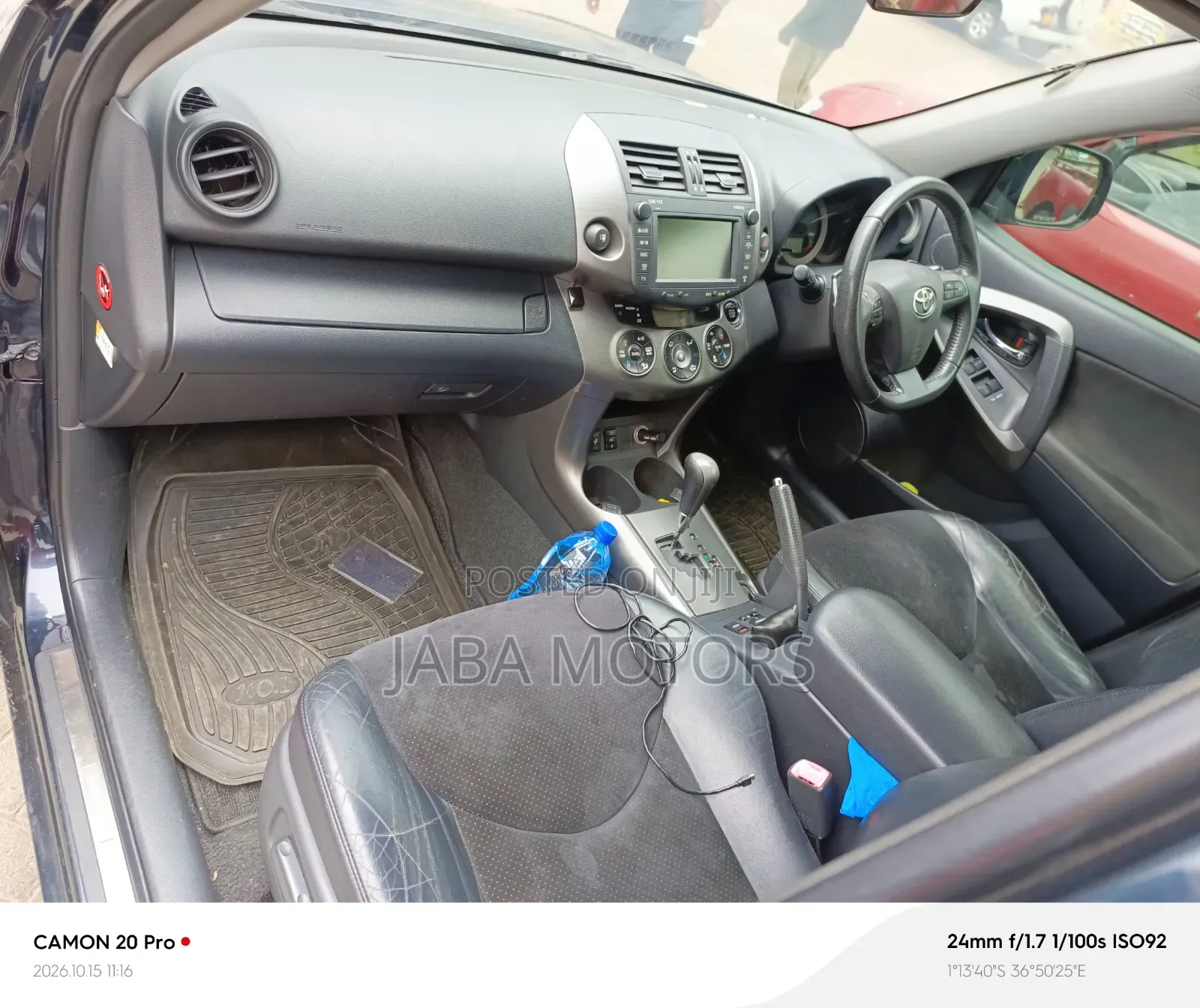 Toyota Vanguard 2012 Black