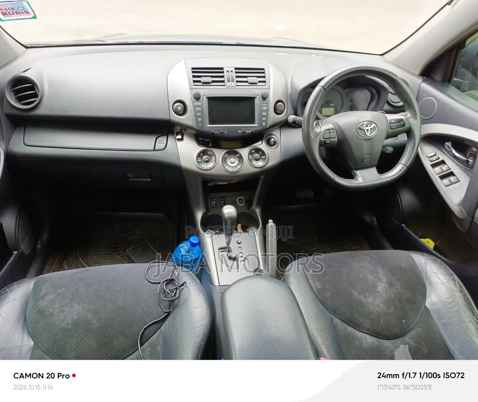 Toyota Vanguard 2012 Black