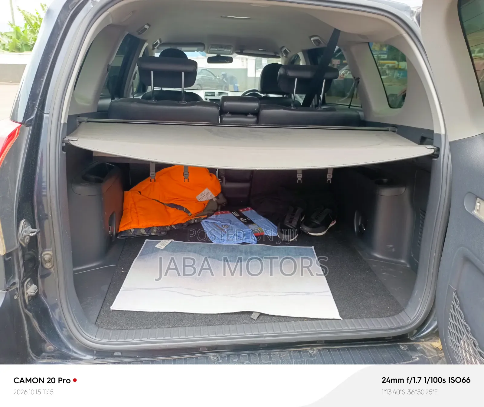 Toyota Vanguard 2012 Black