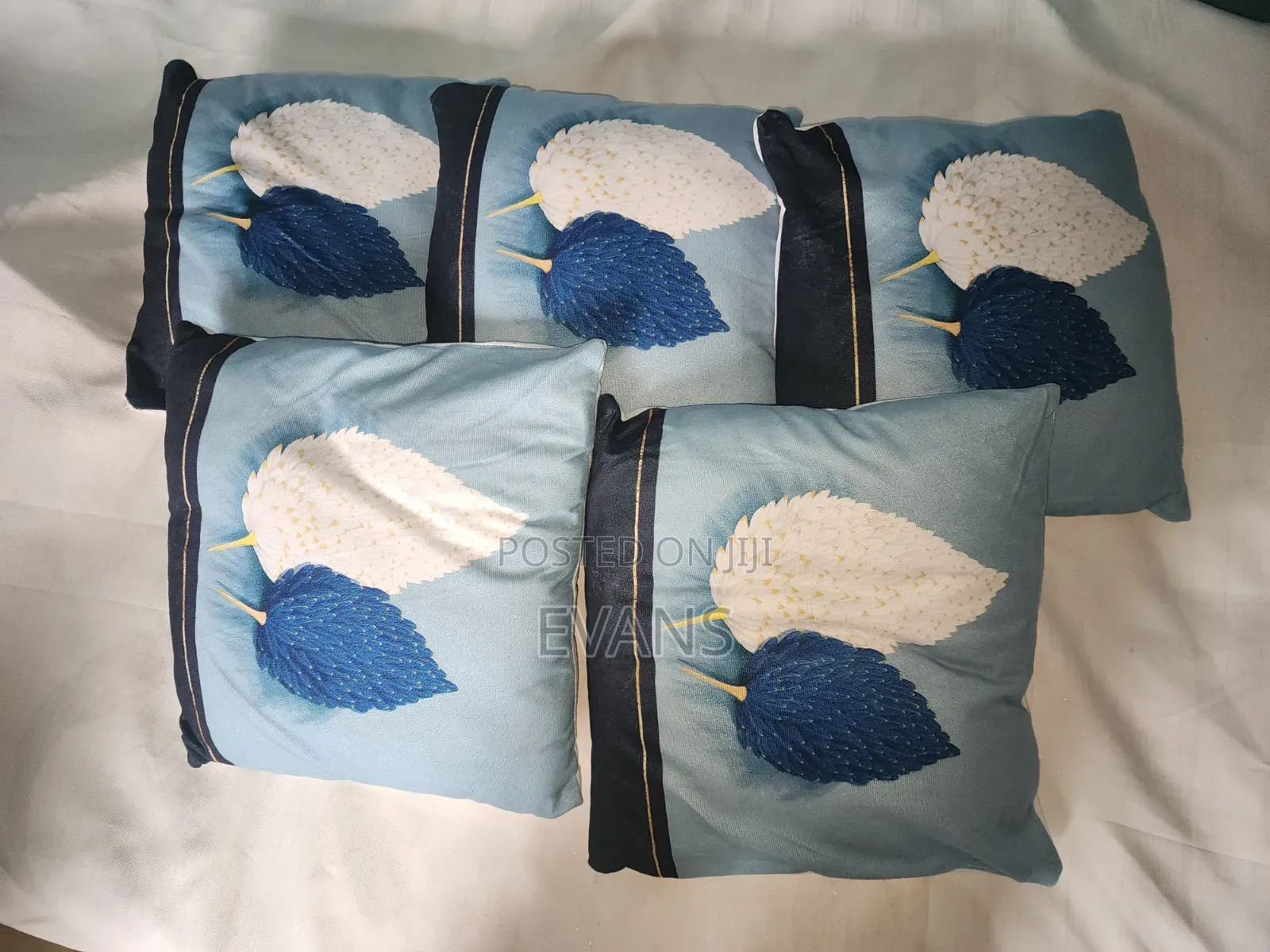 Sofa Accessory Cushions