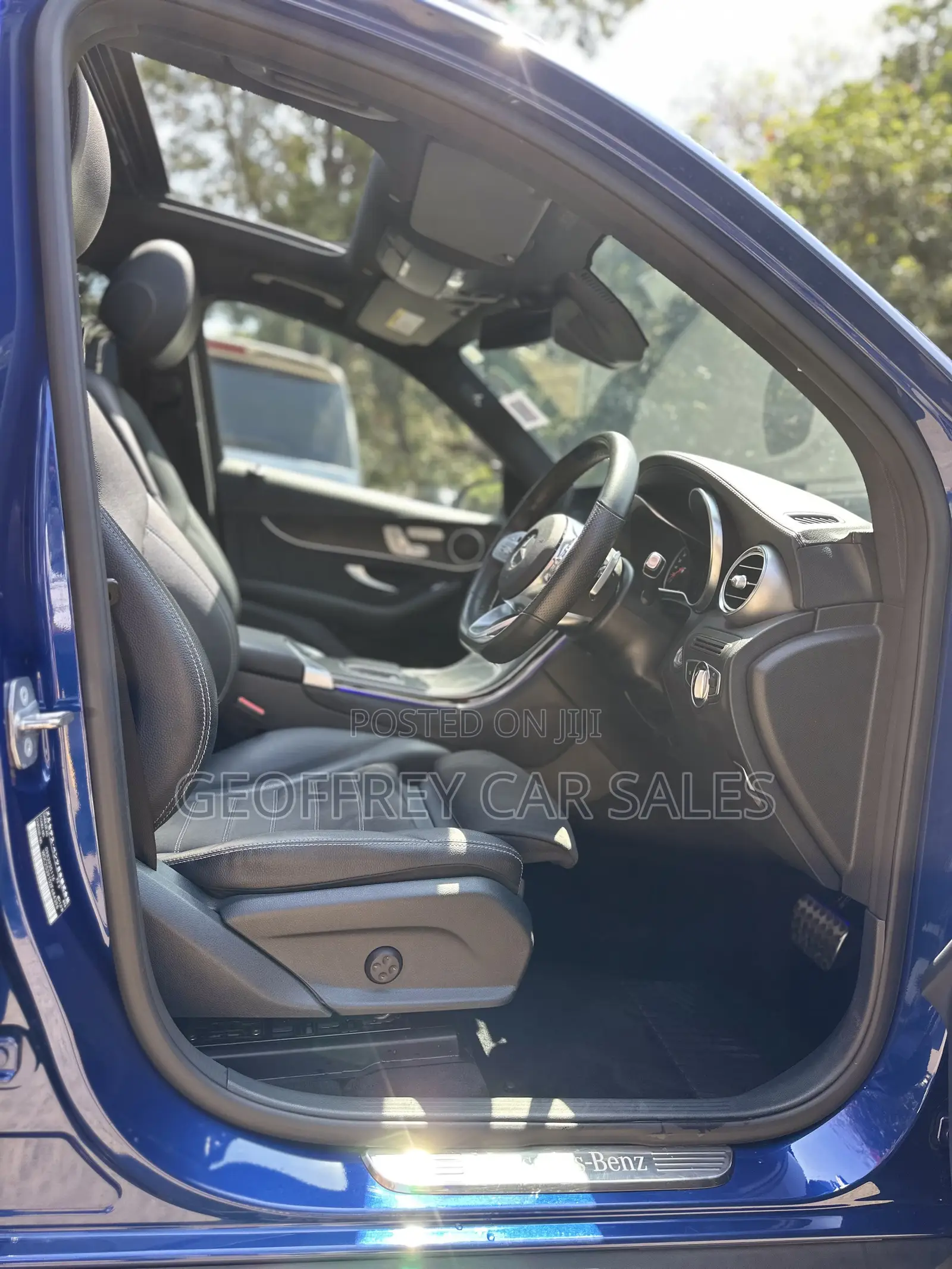 Mercedes-Benz GLC-Class 2019 Blue