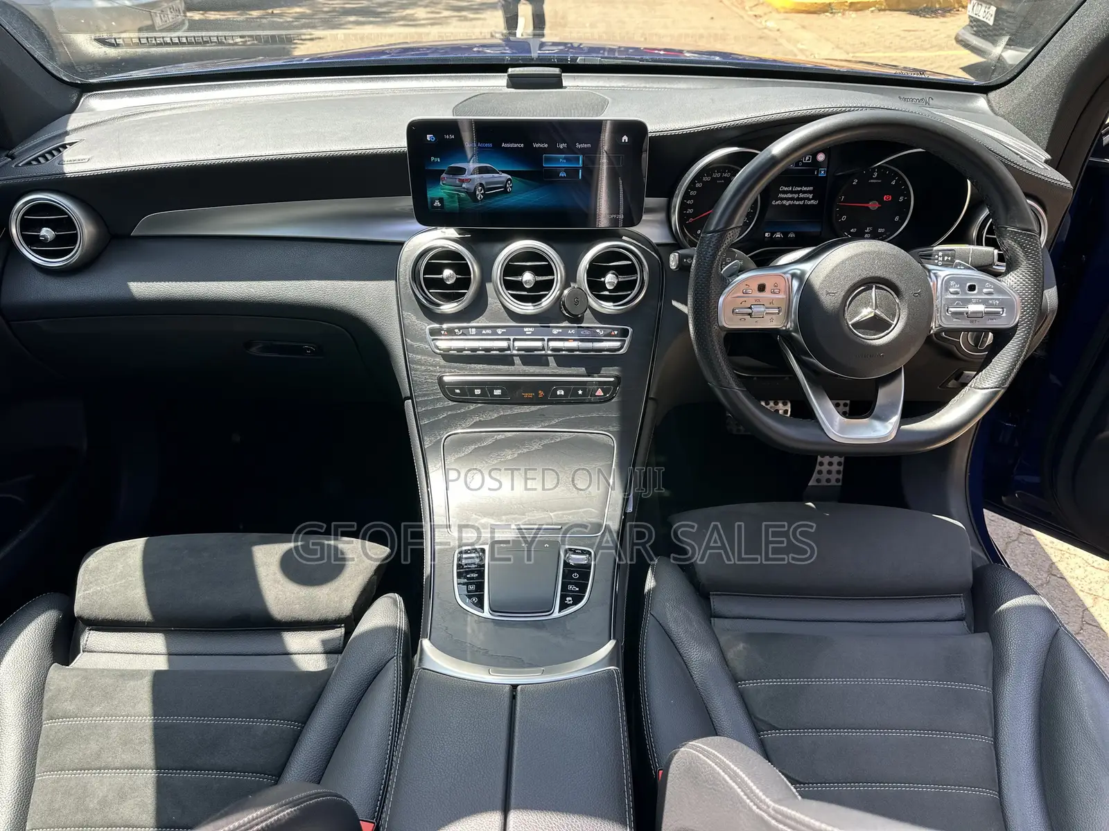 Mercedes-Benz GLC-Class 2019 Blue