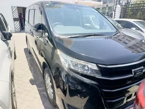 Toyota Noah 2.0 FWD (8 Seater) 2020 Black