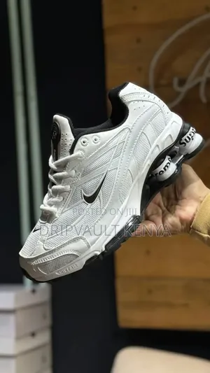 Nike Shox . Sneaker