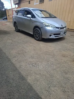 Toyota Wish 2011 Silver