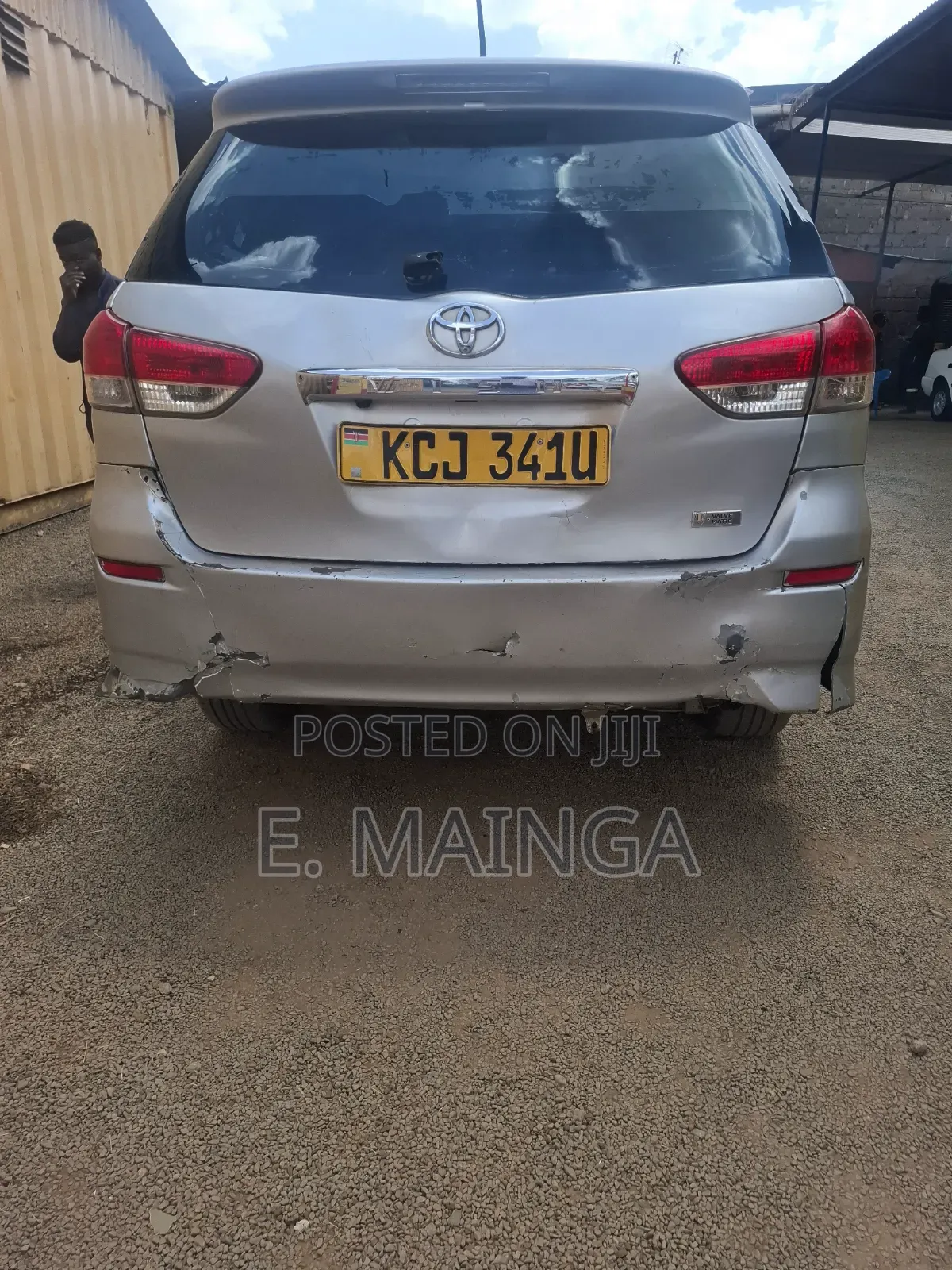Toyota Wish 2011 Silver