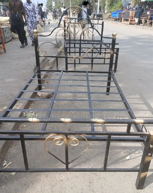 3*6 Metallic Bed. Metallic Quality Bed Framed