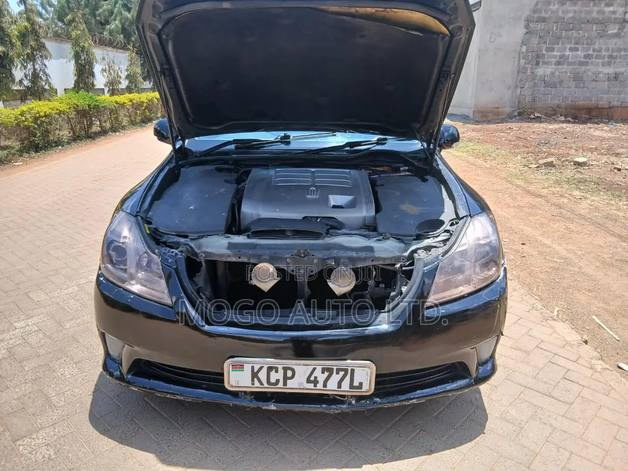 Toyota Crown 2010 Black