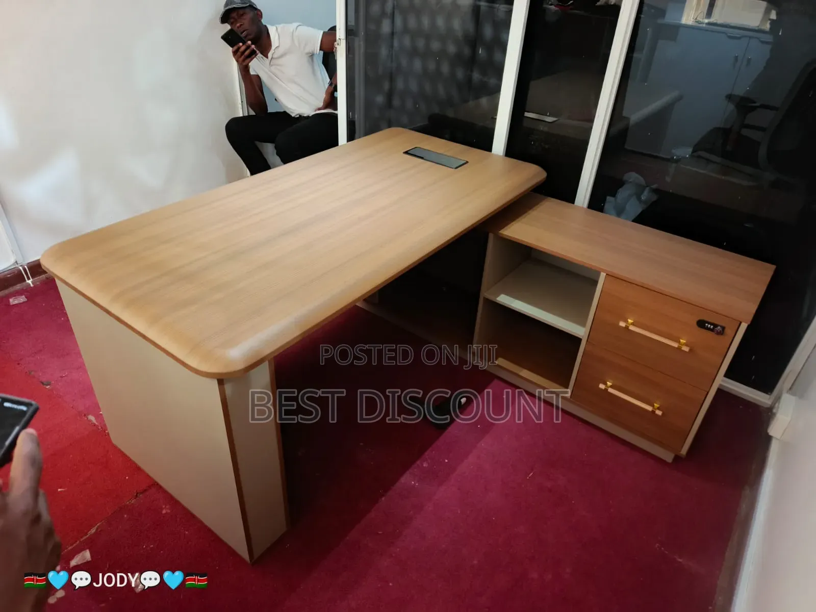 Elegant Office Desk With Side Return Cabinet