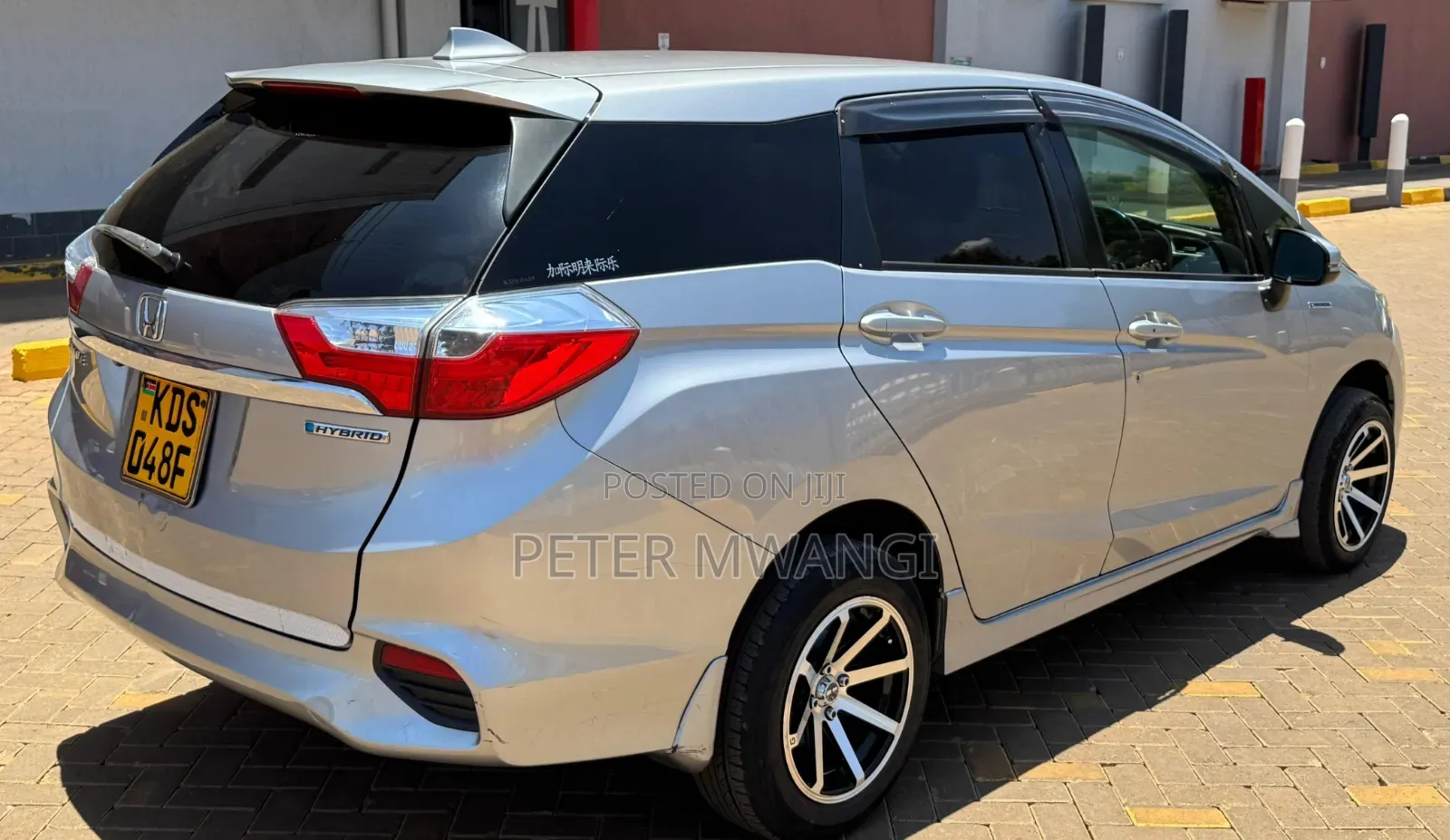 Honda Fit Shuttle 2017 Silver