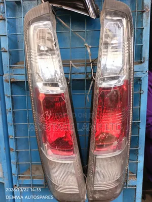 Nissan X - Trail Nt31 Tail Light Clear Type